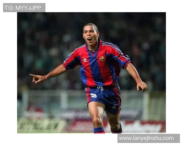 世界足球明星罗纳尔多的传奇人生与辉煌成就回顾